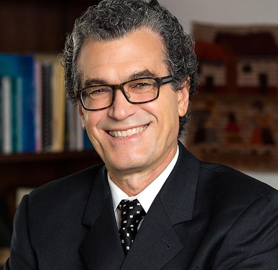 Director of NIMHD, Dr. Eliseo J. Pérez-Stable, Presents Grand Rounds on April 8th